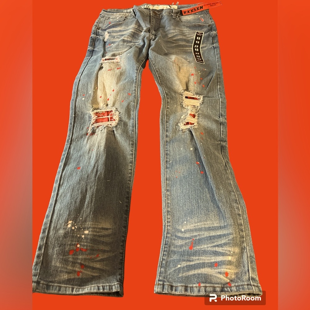 Men’s Distressed Paint Splattered Jeans- Size 40